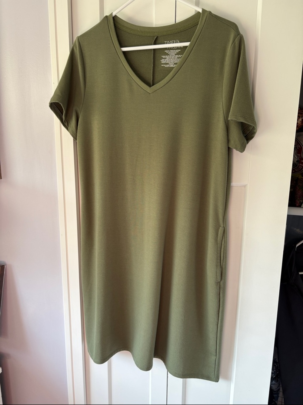 Time and Tru Olive V-Neck Short Sleeve Tunic Dress Pockets 12-14 Cozy Summer